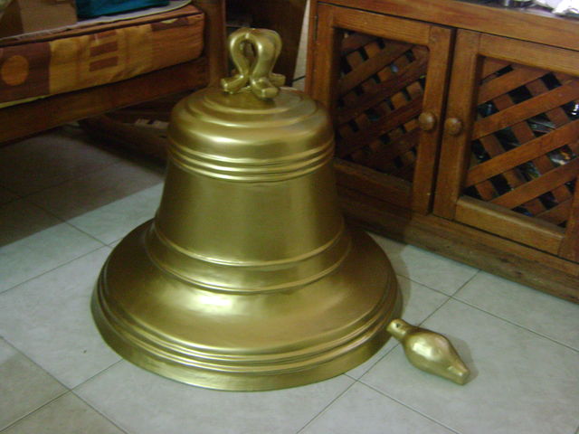campana de adorno (resina) 60 por 60